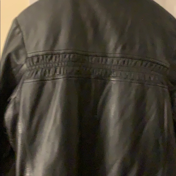 Danier black leather coat - Picture 6 of 6